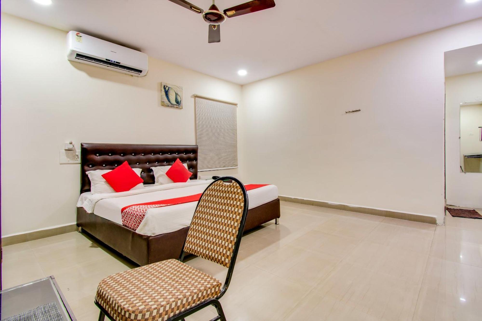 Oyo Akshaya Inn Vijayawāda Exteriér fotografie