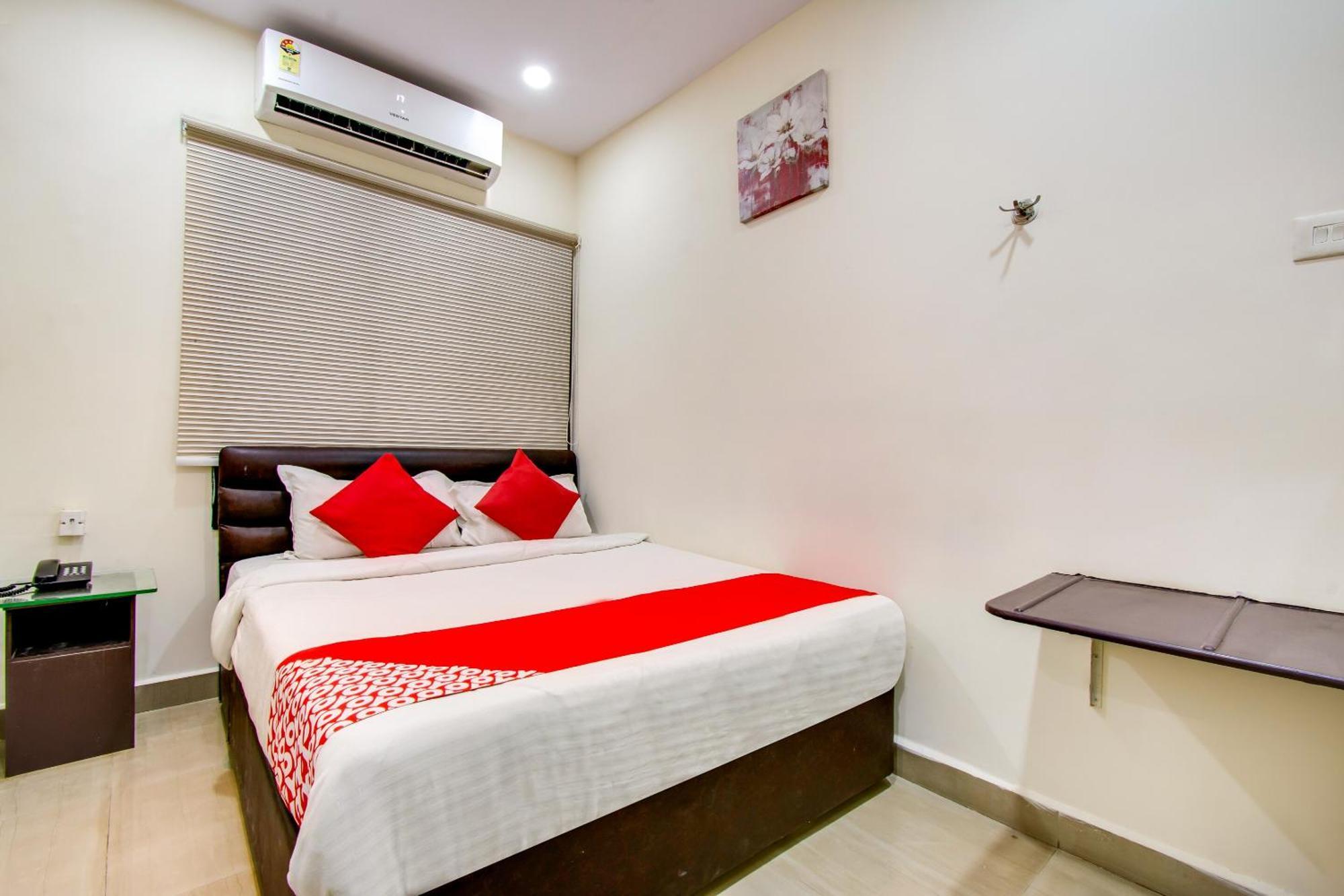 Oyo Akshaya Inn Vijayawāda Exteriér fotografie