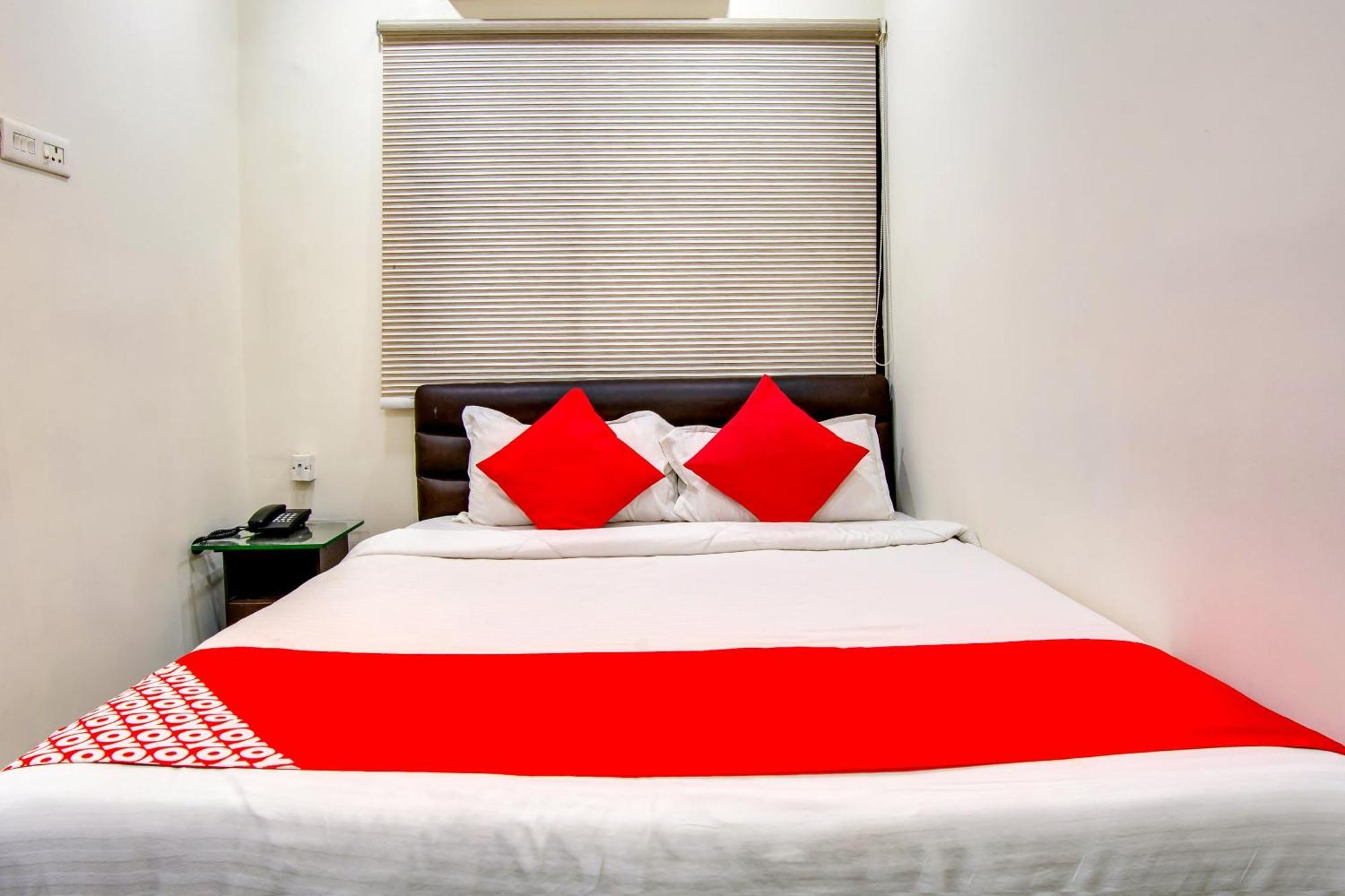 Oyo Akshaya Inn Vijayawāda Exteriér fotografie