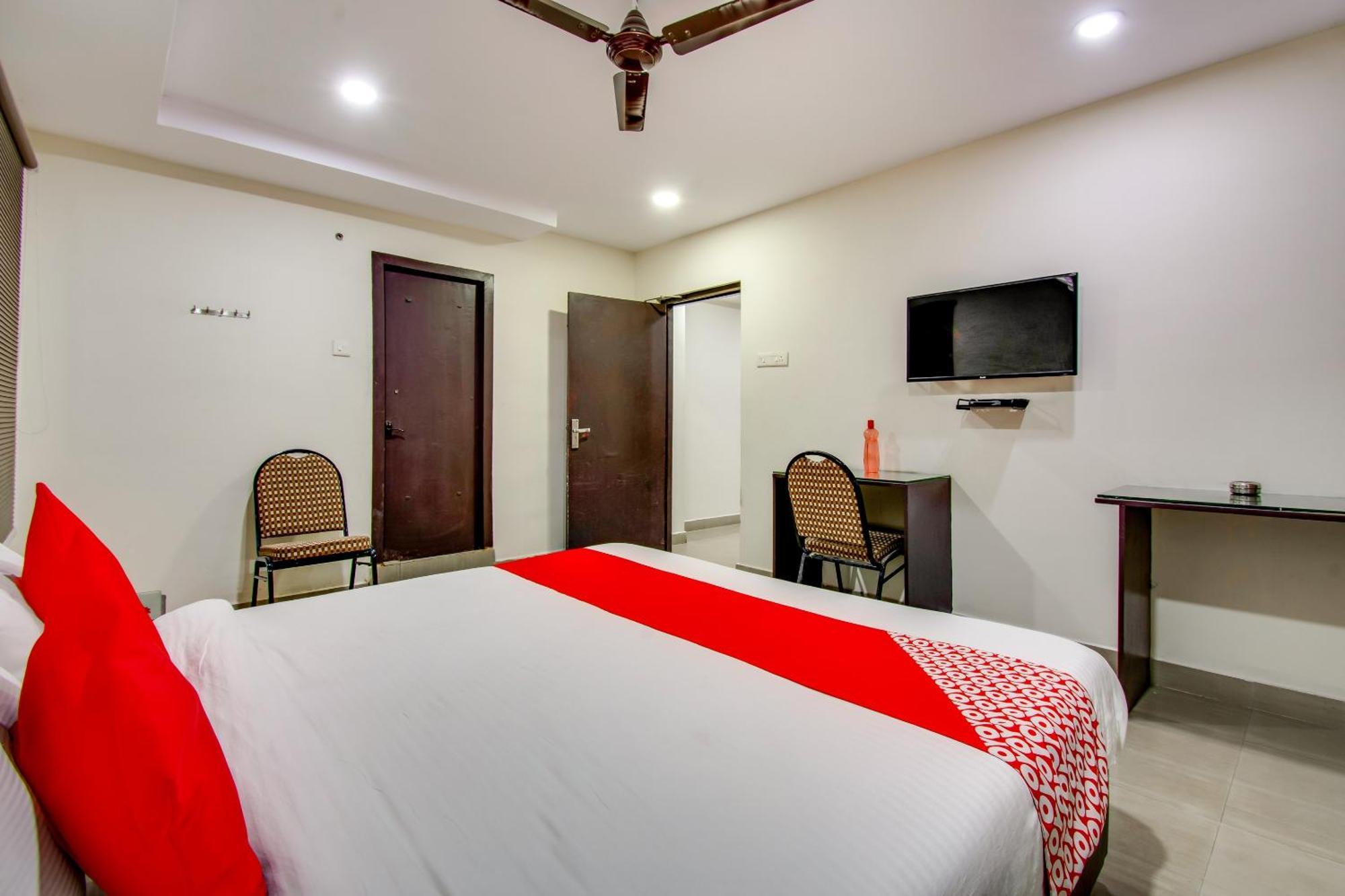 Oyo Akshaya Inn Vijayawāda Exteriér fotografie